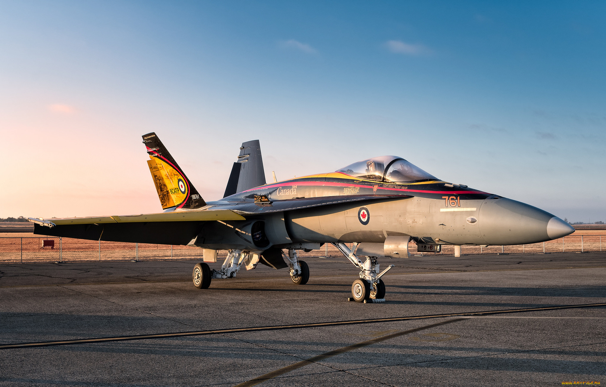 cf-18 hornet, ,  , 